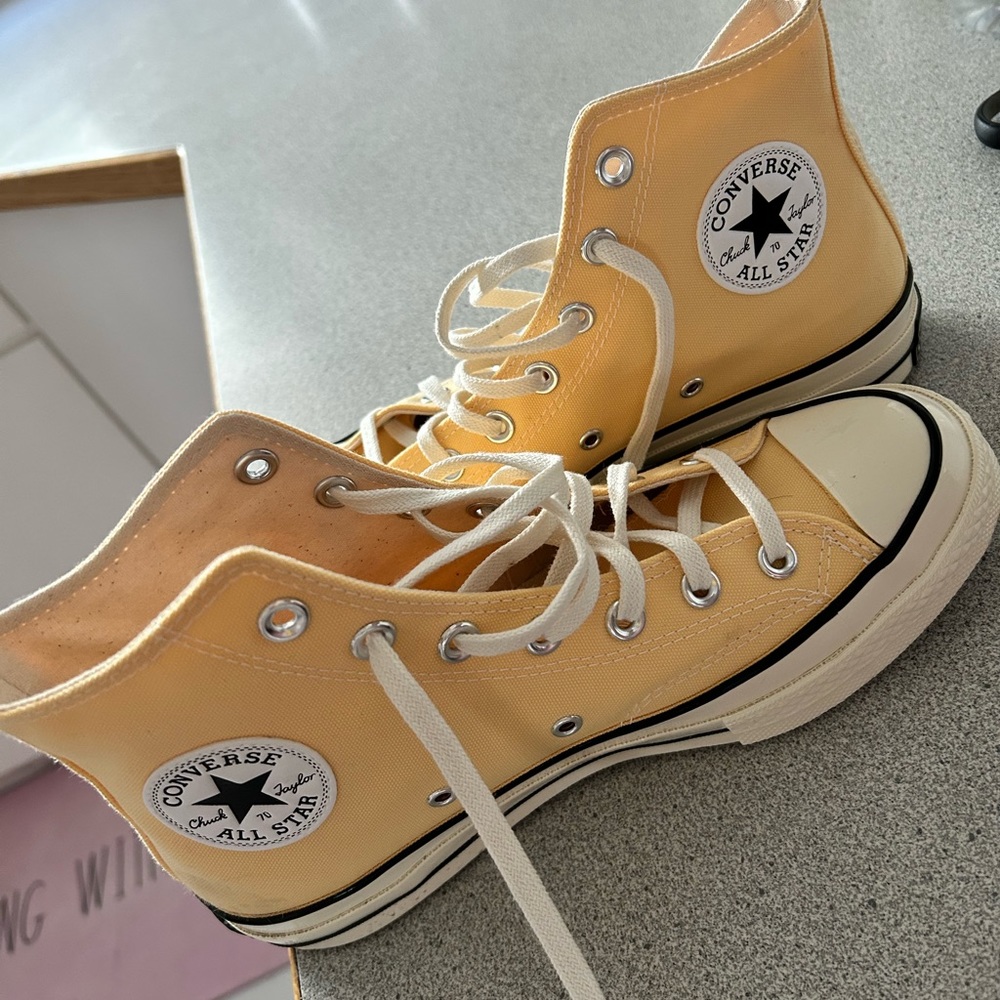 Yellow Converse Size 8